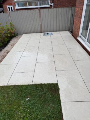 Quartz White Porcelain Patio Paving Slabs – 900×600