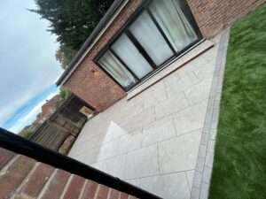 Quartz Light Grey Porcelain Packs - 900x600